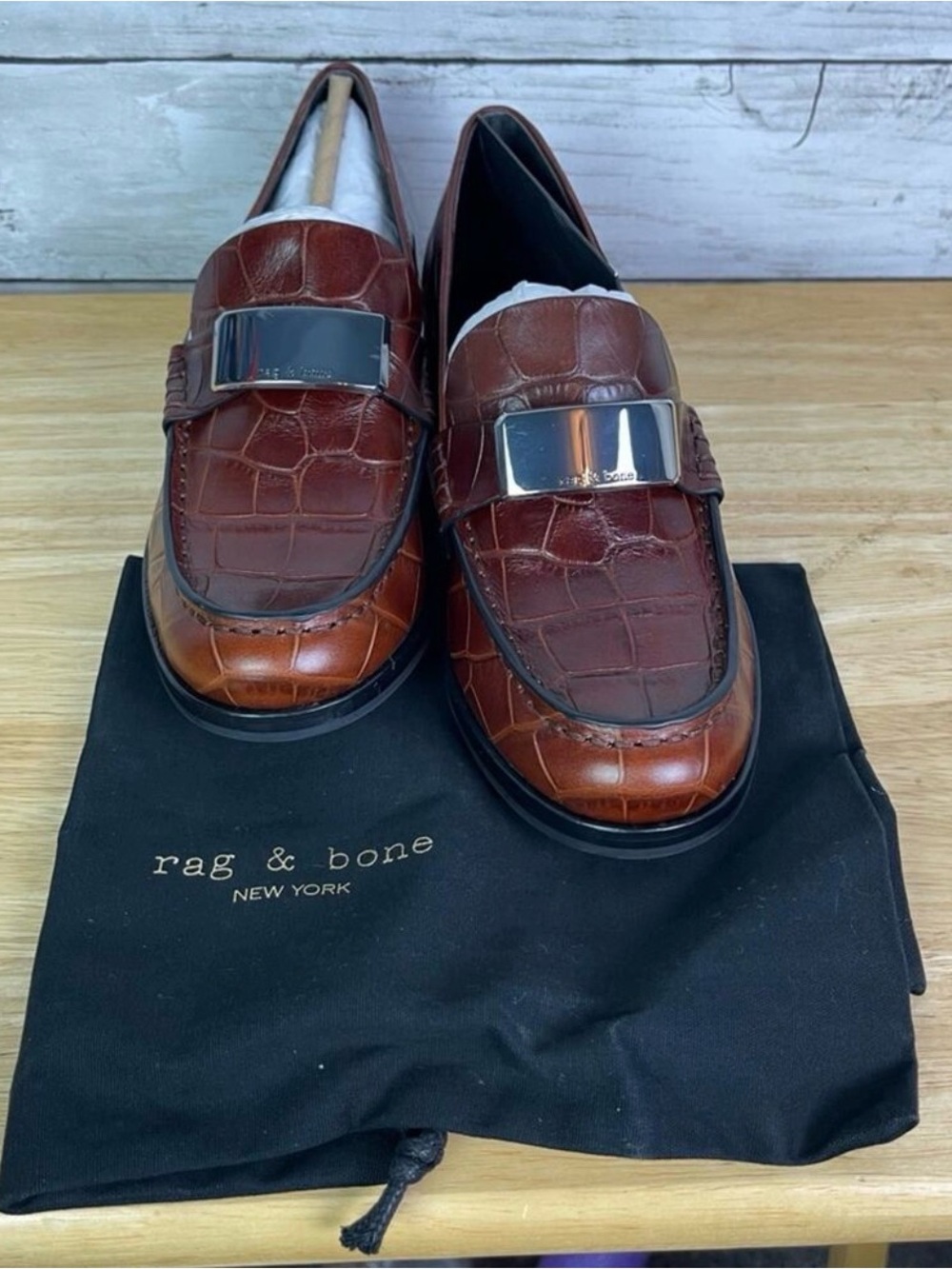 Rag & Bone Canter Loafer
Crocodile Embossed
